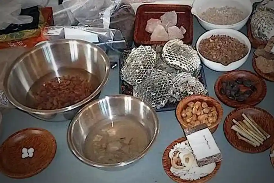 Rasa Shastra & Bhaishajya Kalpana (Iatro-Chemistry (Rasa Chikitsa)